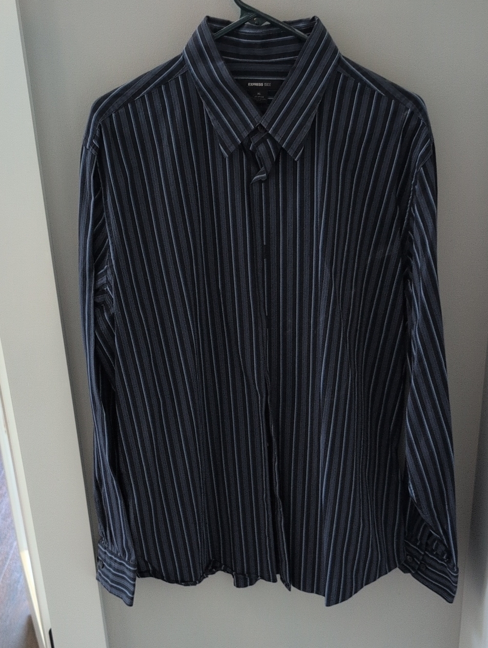 Express Men’s Navy/blue Vertical Stripe Dress Shirt